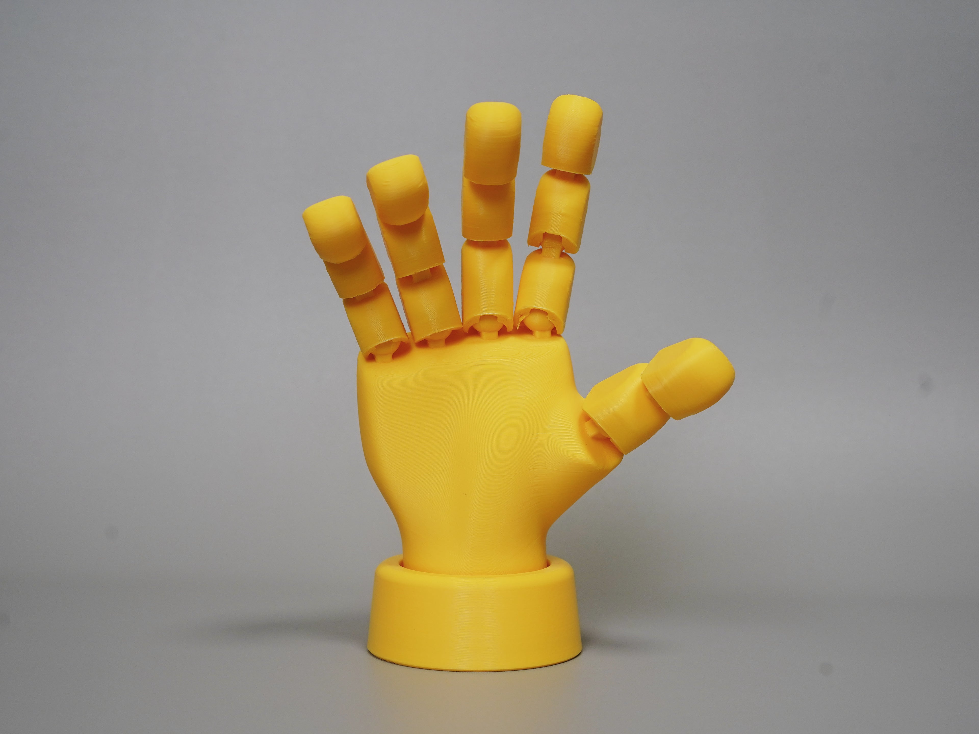 Articulated Robotic Hand Figurine — Poseable Desk Toy & Fun Display Piece
