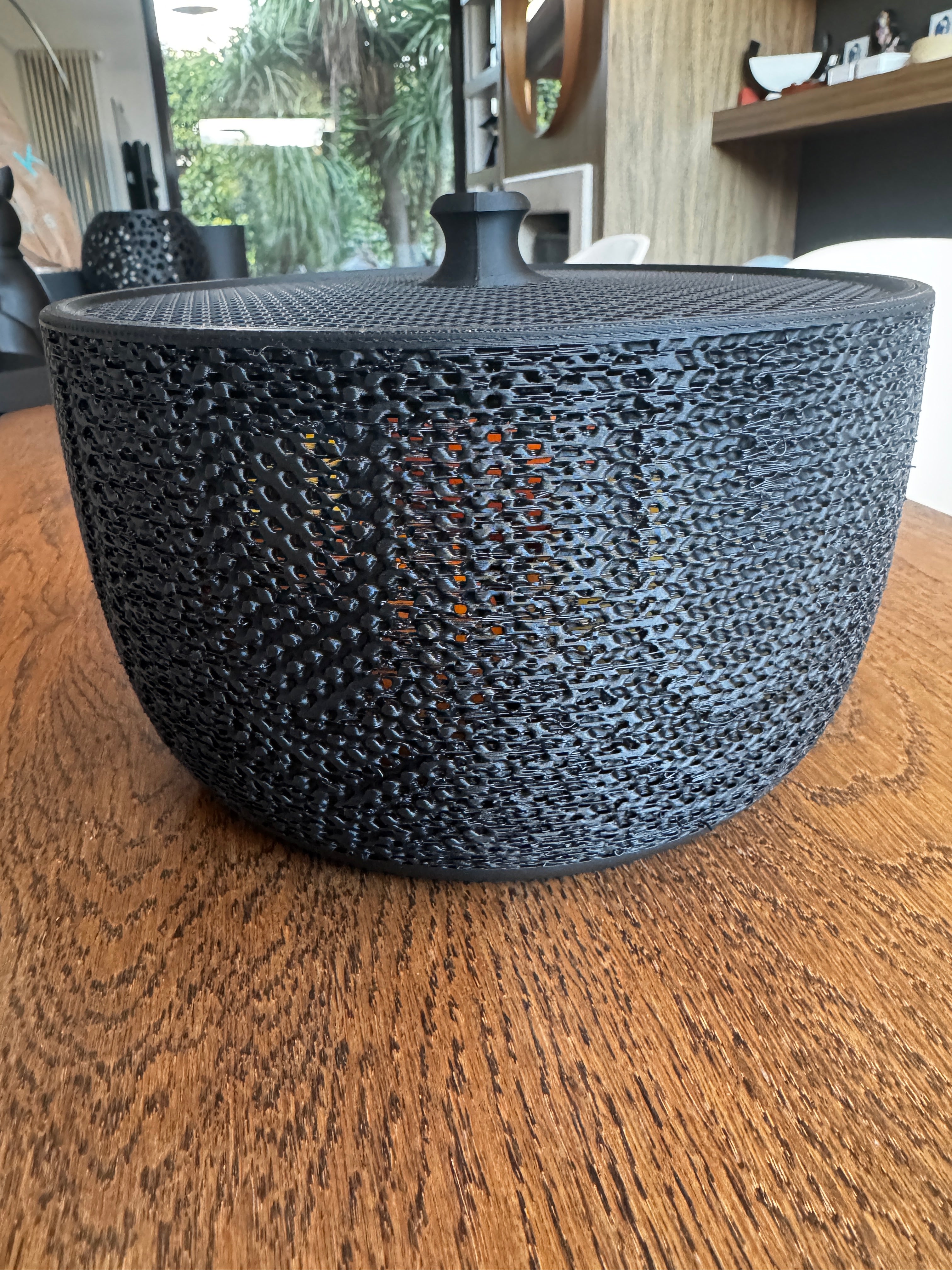 3D Printed Mesh Fruit Basket with Lid — Designer Woven Bowl for Kitchen & Home Decor